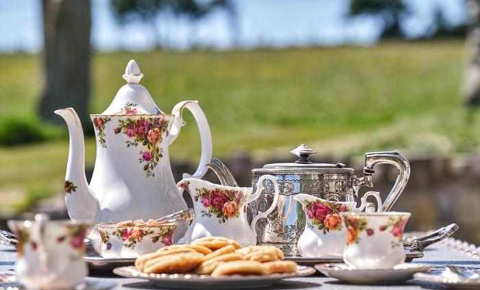 Breakfast in the garden